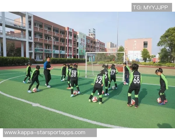 陈刚谈足球发展新思路与青训体系建设的未来展望